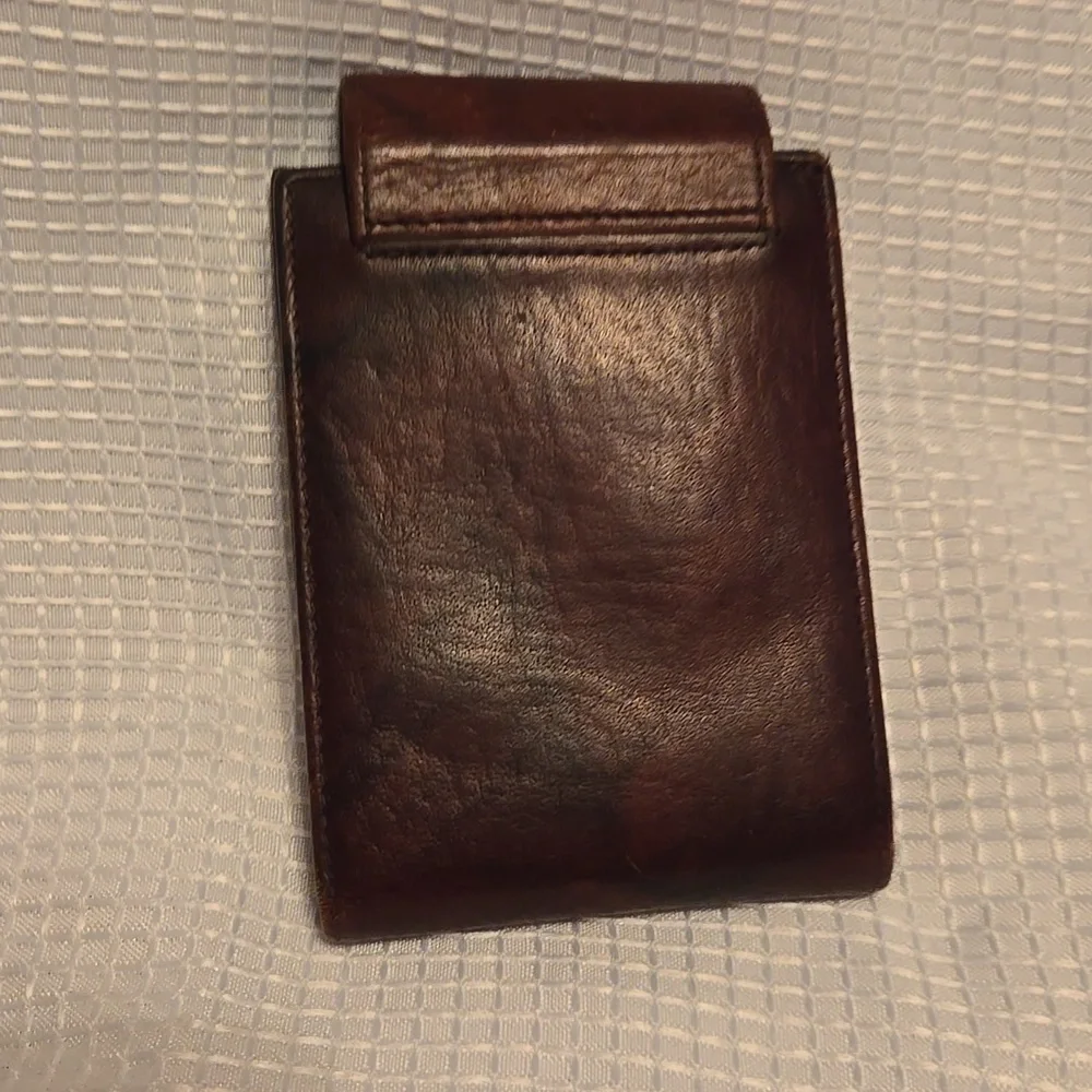 Buxton top grain